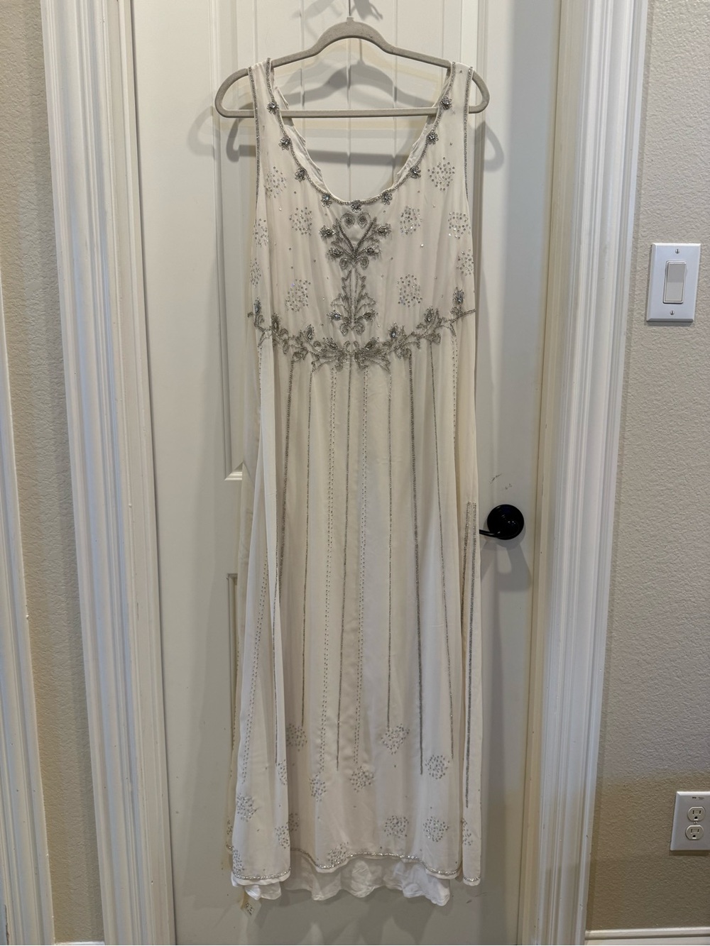 RIXO Silvanna Scoop-Neck Beaded Maxi Dress - Picture 5 of 8